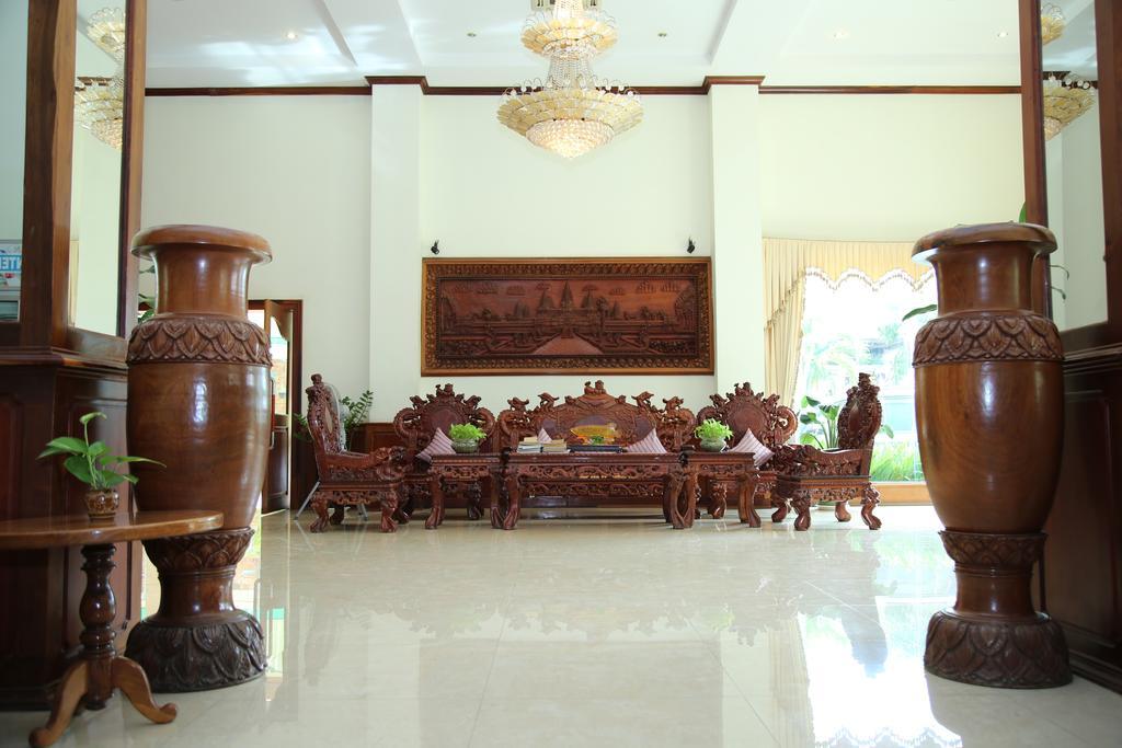 Holiday Hotel Battambang Dış mekan fotoğraf