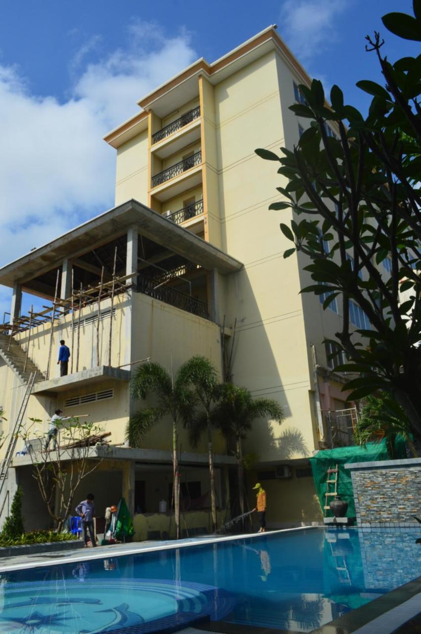 Holiday Hotel Battambang Dış mekan fotoğraf