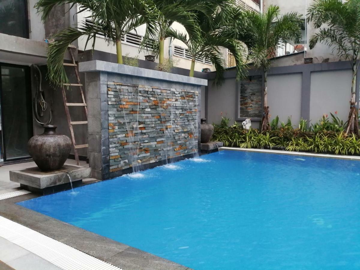 Holiday Hotel Battambang Dış mekan fotoğraf