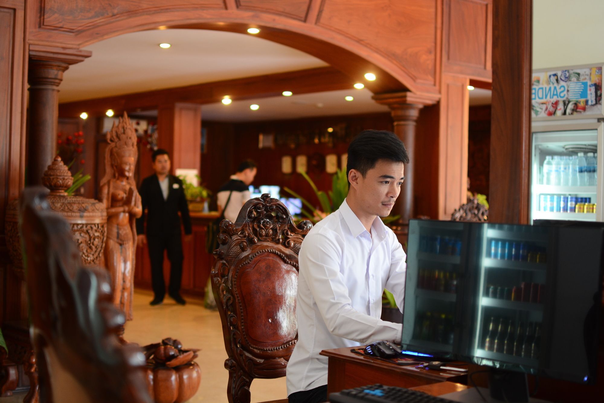 Holiday Hotel Battambang Dış mekan fotoğraf